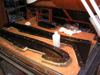 Exca-Fuso-Moulage-02.JPG (275399 octets)
